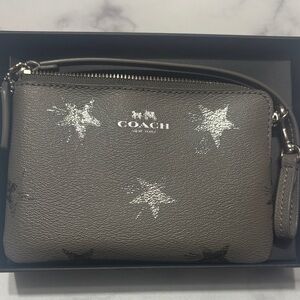 Coach Star Print Leather Wristlet Pouch Gray NWT With Box $98 MSRP
